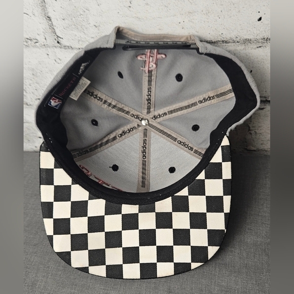 Houston Rockets Flat Brim Fitted Adidas Hat - Picture 7 of 7